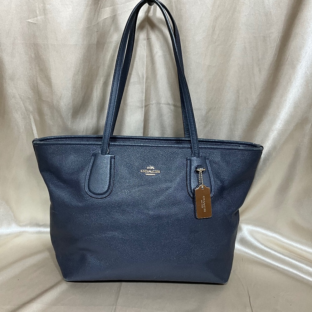 Vintage Coach blue leather tote.  8-H4Aa